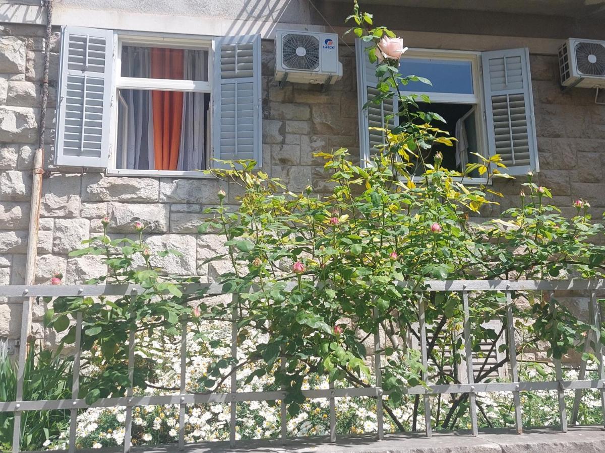 Central Jardin Guest House Split Buitenkant foto
