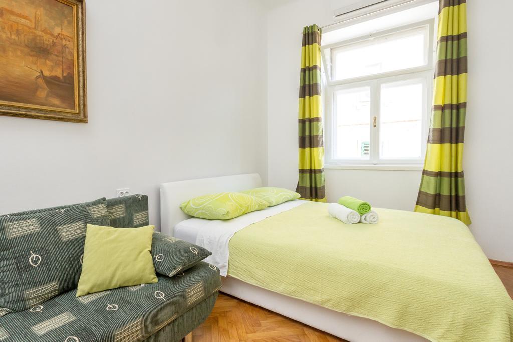 Central Jardin Guest House Split Kamer foto