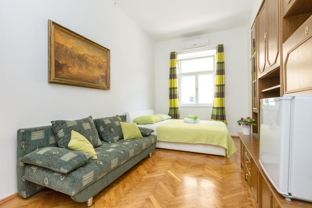 Central Jardin Guest House Split Kamer foto