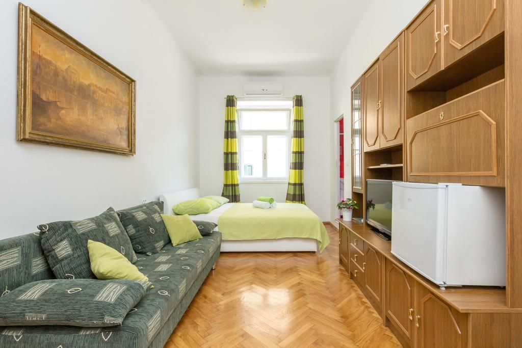 Central Jardin Guest House Split Kamer foto